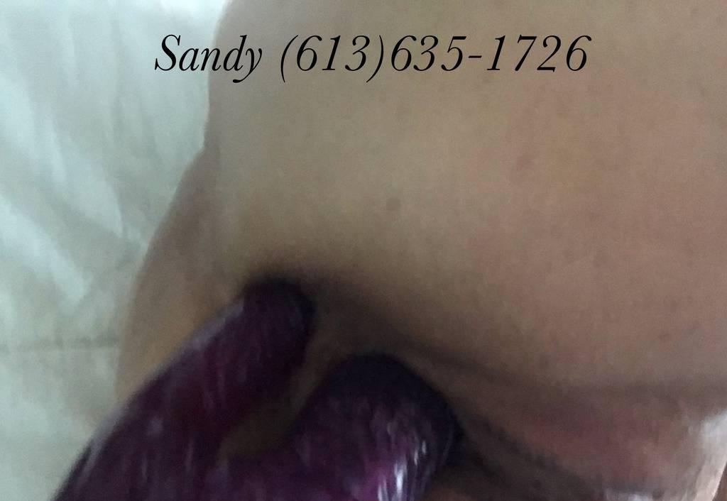 INCALL GOLDEN LAKE ON..HIGHWAY #60; 2 HRS WEST OF OTTAWA