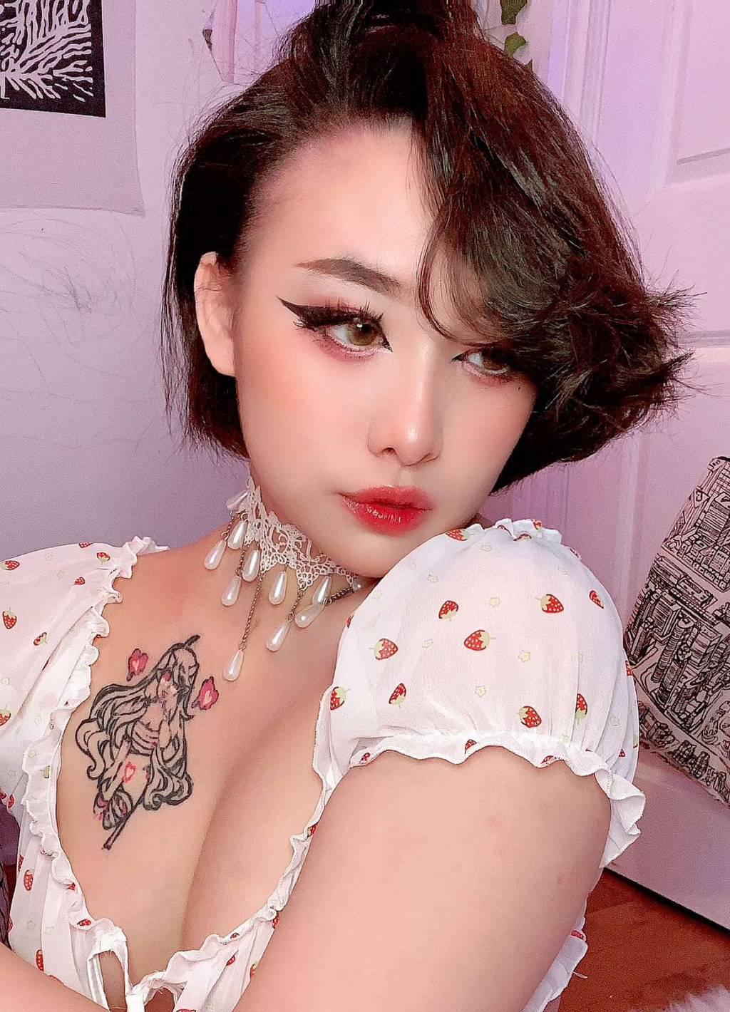 BAD BUNNY ASIAN FANTASY! 100% REAL! PEARSON AIRPORT