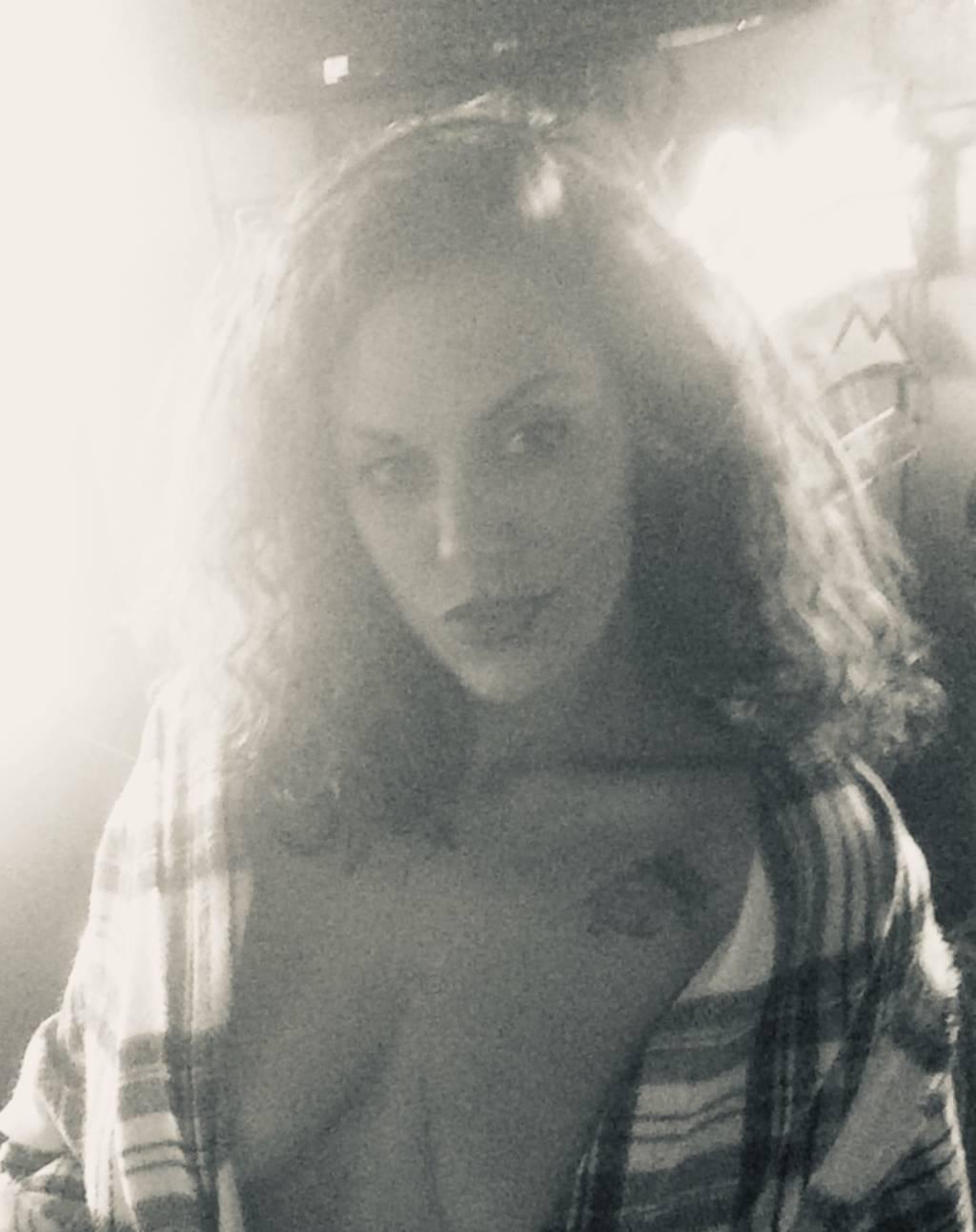 Naughty Nikki -Hh Specials