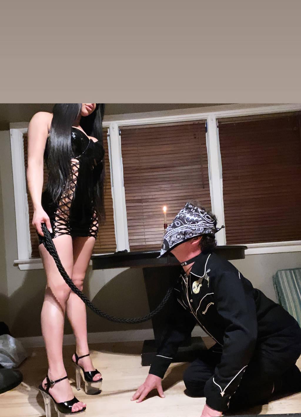 Exotic Armenian 100$ SKYPE ONLINE 10$ ONLYFANS X X X AIRPORT