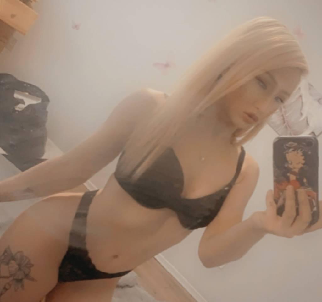 LUNDYS LANE//UPSCALE INCALL LOCATION//AvailableNOW