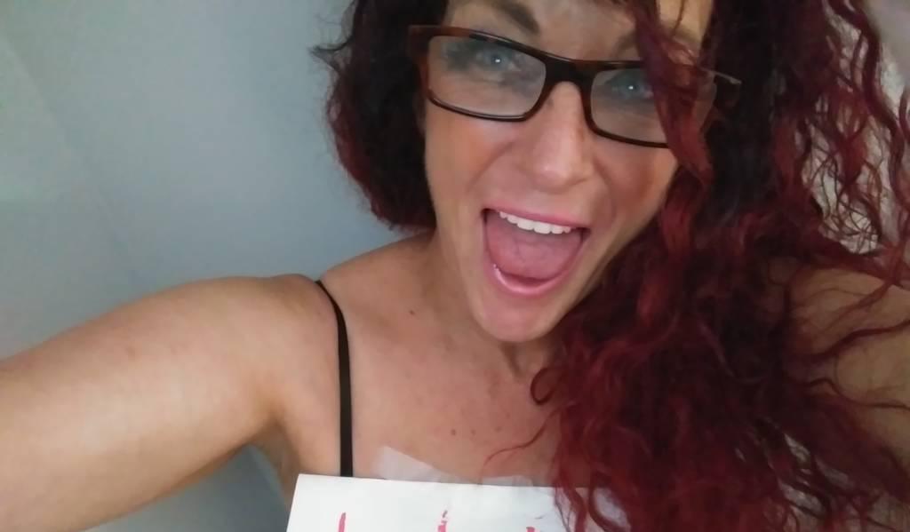 lets Fuck like animals let me succk your cock