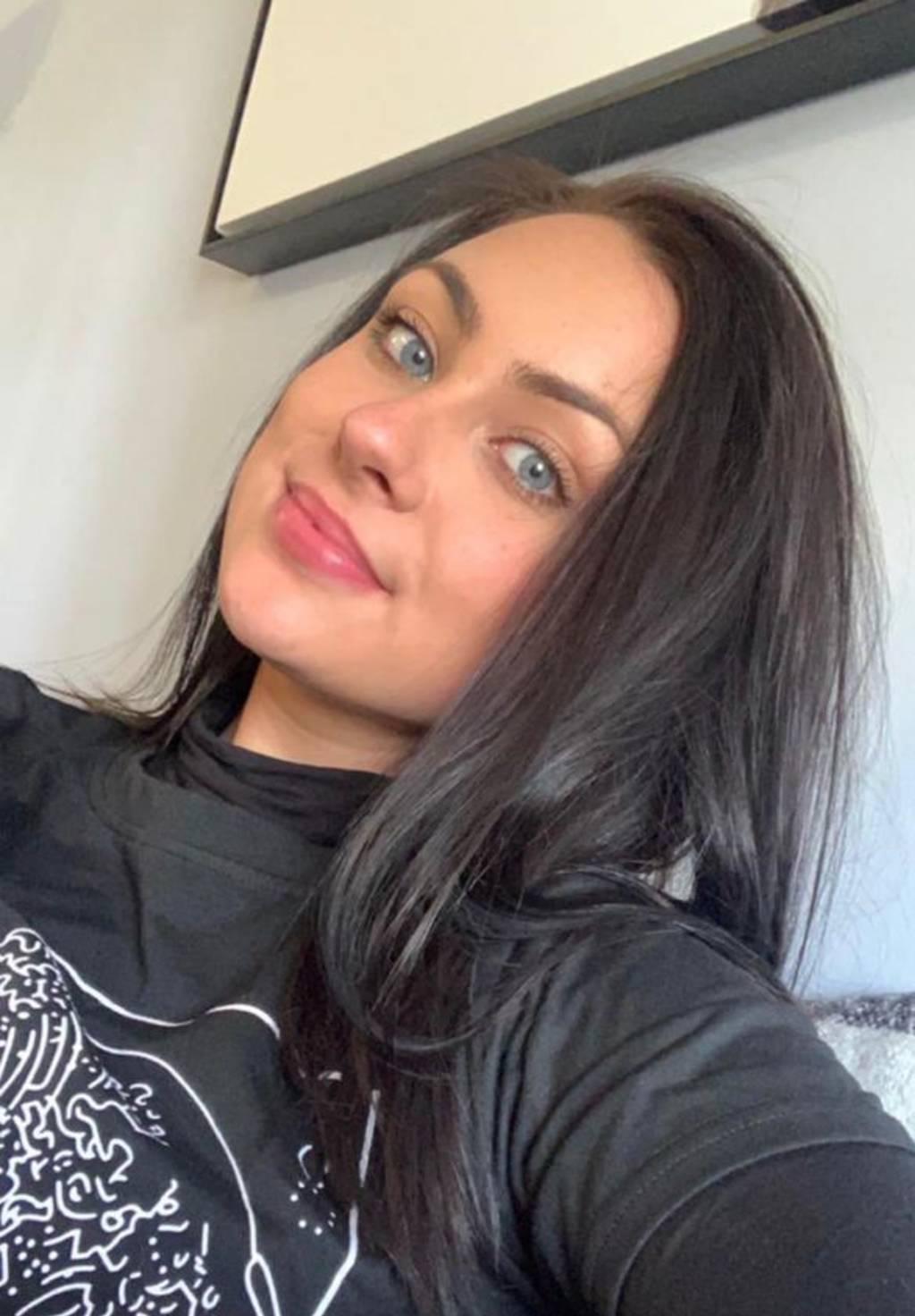 sweet in the middle...available 24/7 for both in & out call