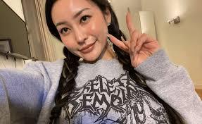 Rae escort and massage