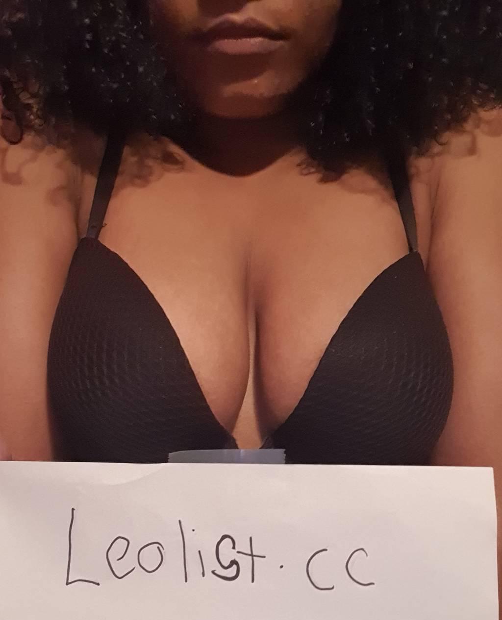 *incalls only*mixed goddess in town**5 service.* *nymph