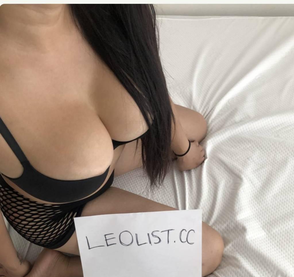 FIRST NIGHT NAUGHTY WET PETITE incall/outcall