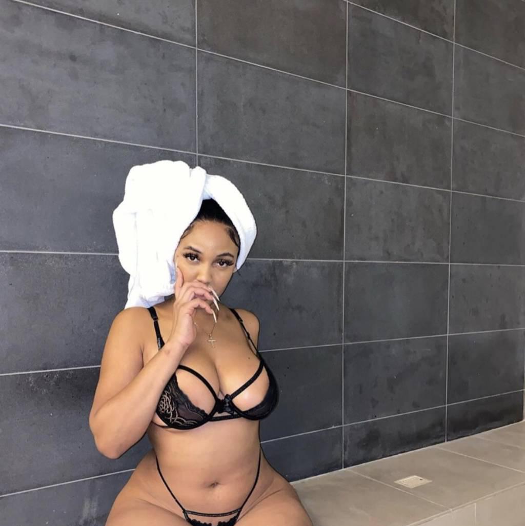 NEWINTOWN overnightspecial PARTYGIRL SQUIRTER