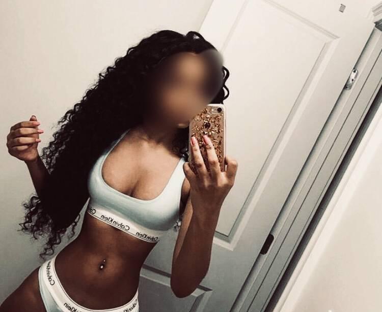 deep thro@t expert! •party girl•duo available