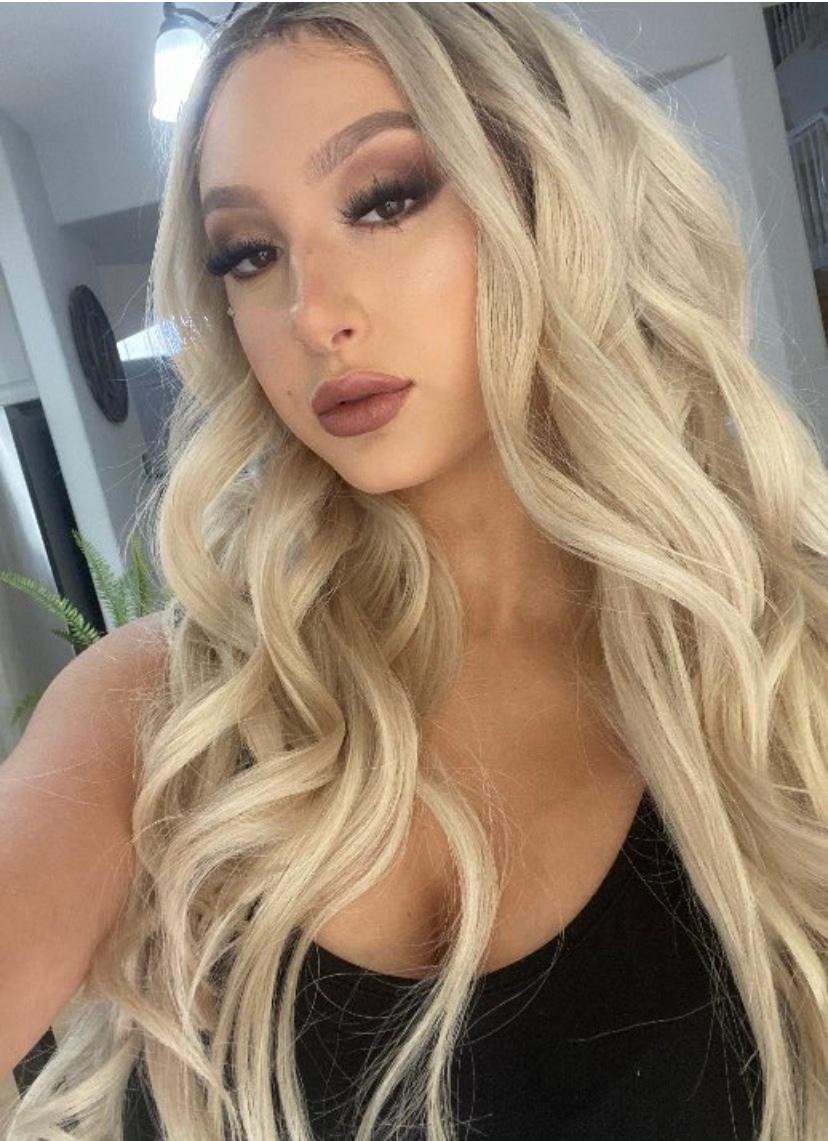 Available for hook up 😘🍆🍑💦