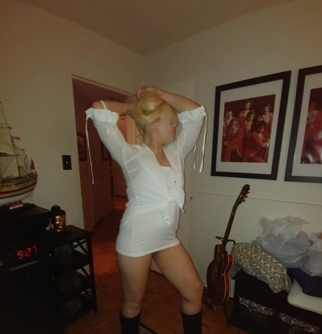 Start morning right with me! naughty and nice sexxxy and fun