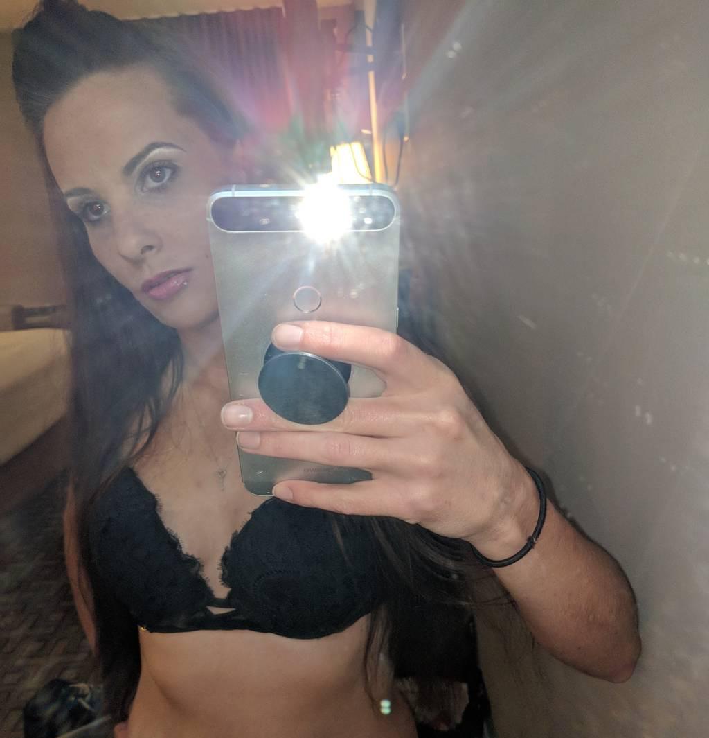 **bella**i'm what uve been missing! In wasaga!!