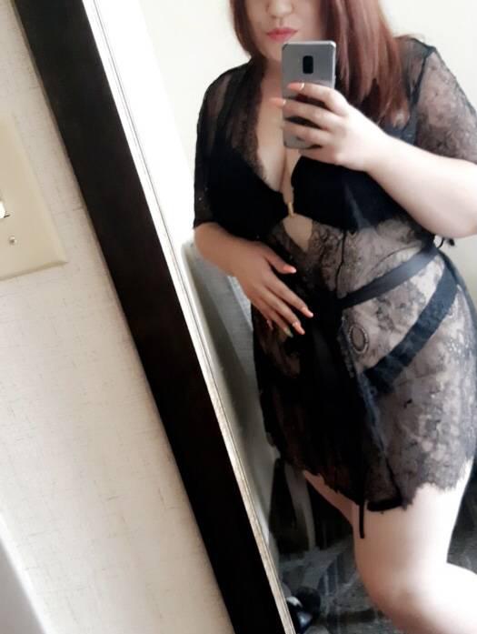 gr33kqu33n!! squirt3rr!! 3xtremely open minded!!