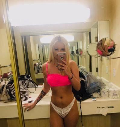 !! I Want to Swallow Every Dropp !! Goddess Ashley