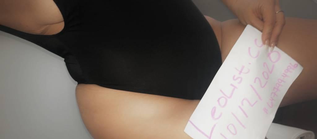 OUTCALL PARTY WHITE GIRL NATURAL JUICY READY TOO PLEASE