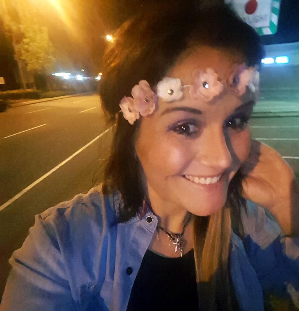 Hot "MOM NEXT DOOR" type is FINALLY able to host in SARDIS?