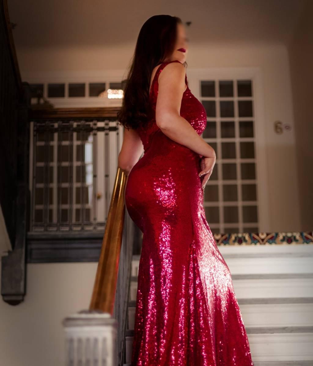 SHANNON SWEET|natural redhead|low volume| upscale |safe|MILF