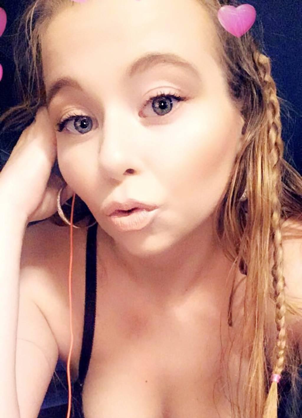 ѕтєℓℓα! иєω!!! ℓσиg вℓσи∂є нαιя вℓυє 3y3sиєω !!CHATHAM