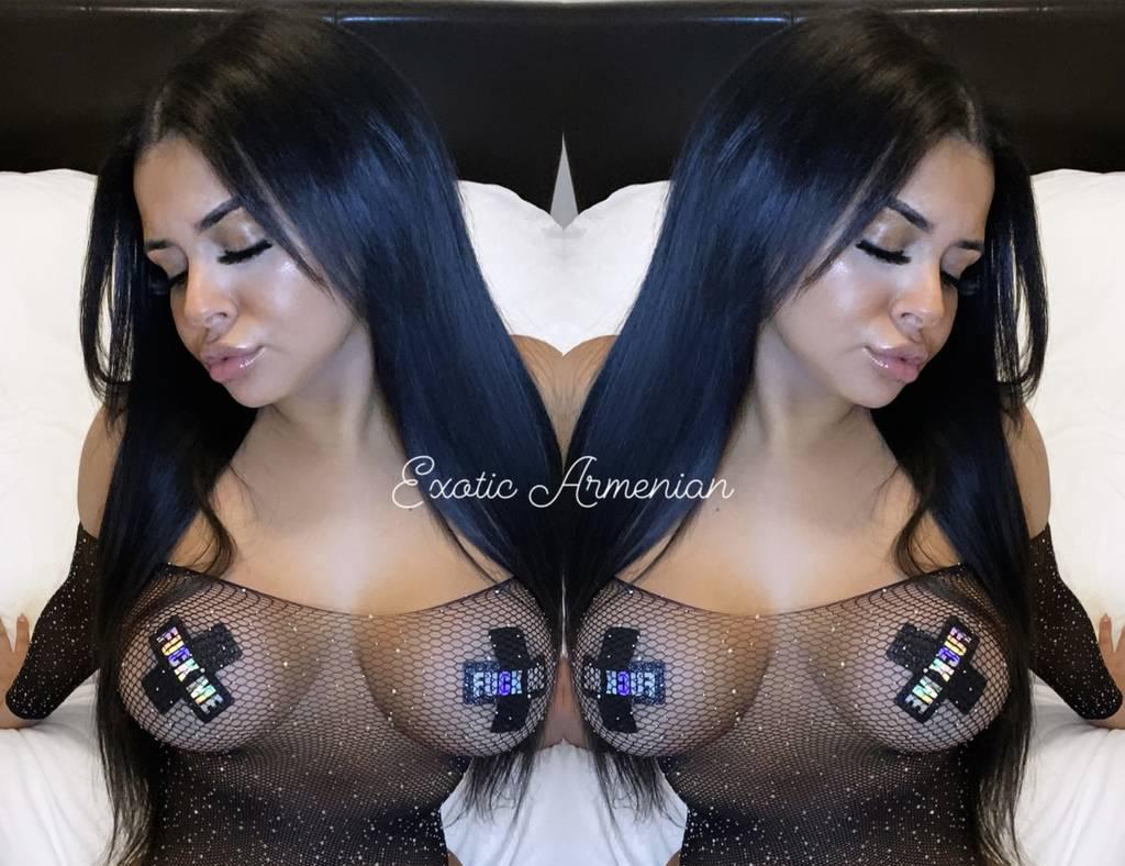 Exotic Armenian Real Goddess ! 3$ONLYFANS FEET FETISH !