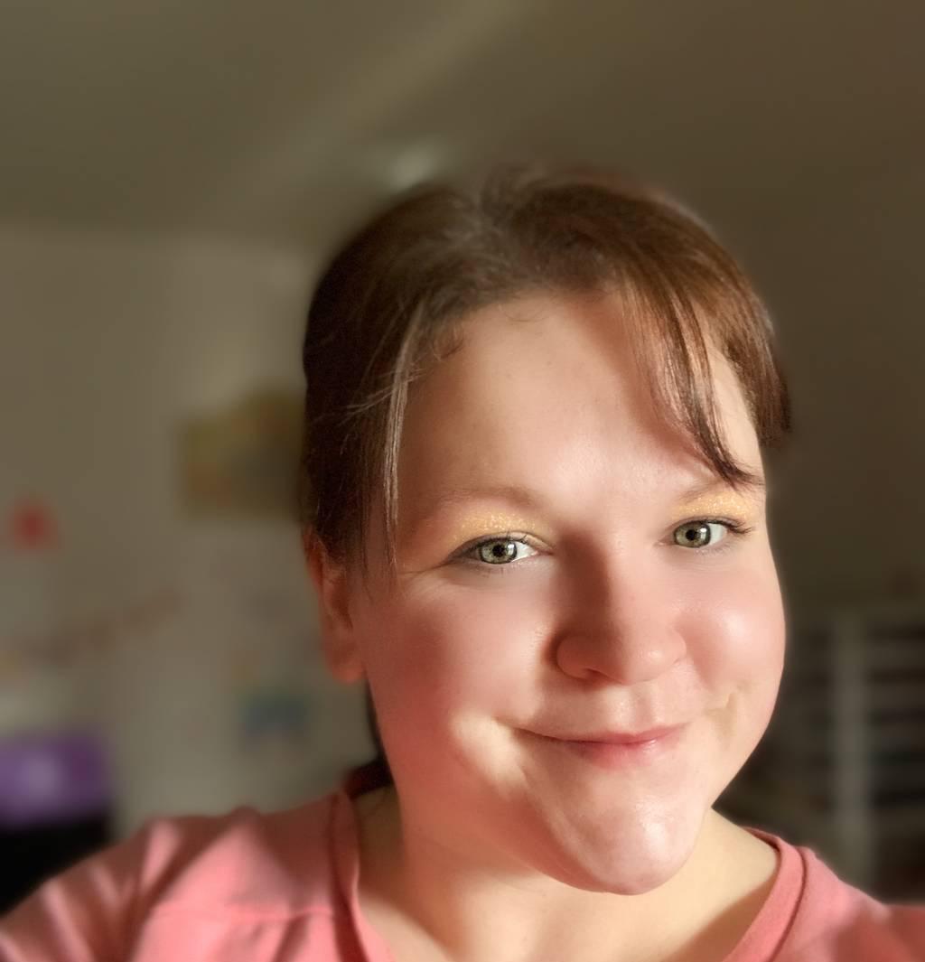 IAMSOHORNYANDNEEDSAGOODPOUNDMAKEME YOURFÛCKTOY