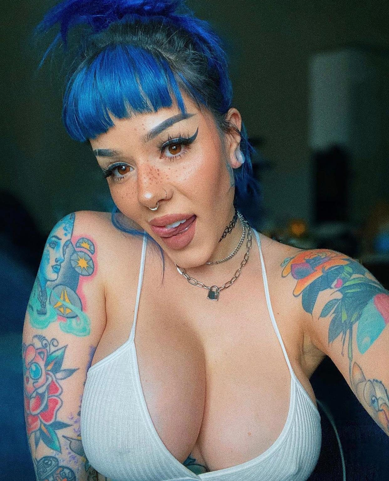 Hookups 🍆🍑🍆🍑🍆🍑🍆🍑🍆🍑🍆