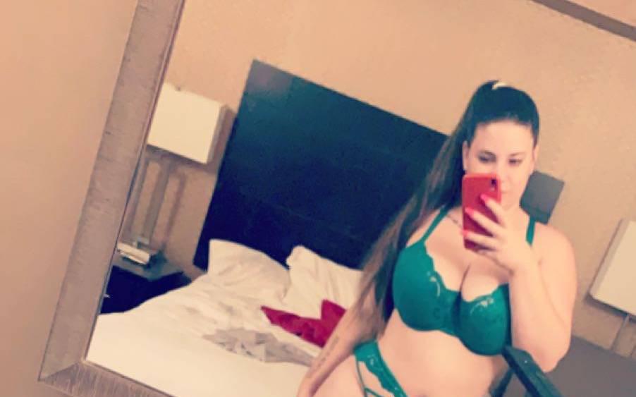 No drama.No rush...All my body is 100% natural.