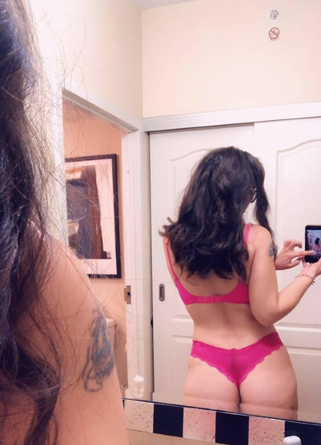 NEW IN TOWN! SQUIRT QUEEN! INCALL AND DUO AVAILABLE