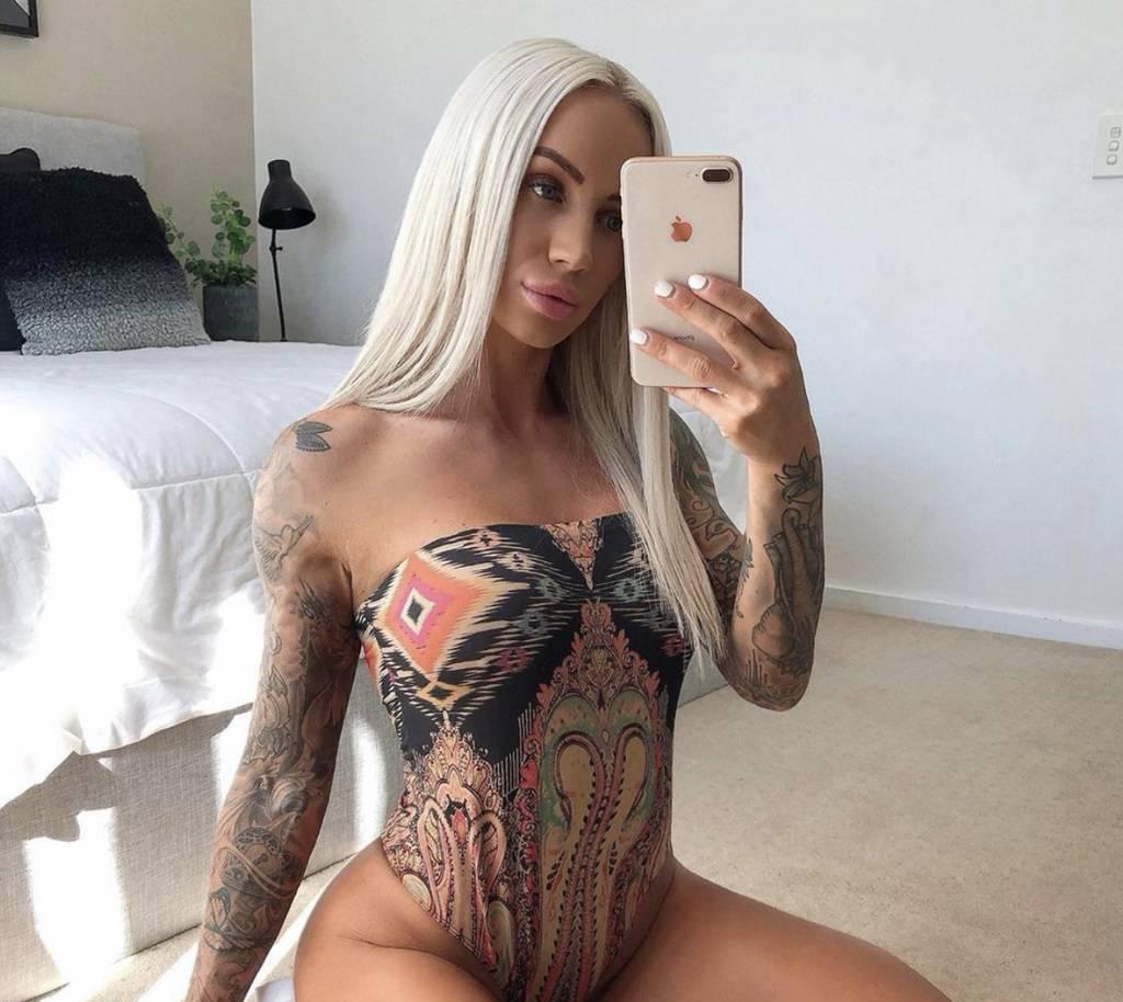 OUTCALL SL¡ppєrY δωεε†#1 Playmate New Party GirlBo