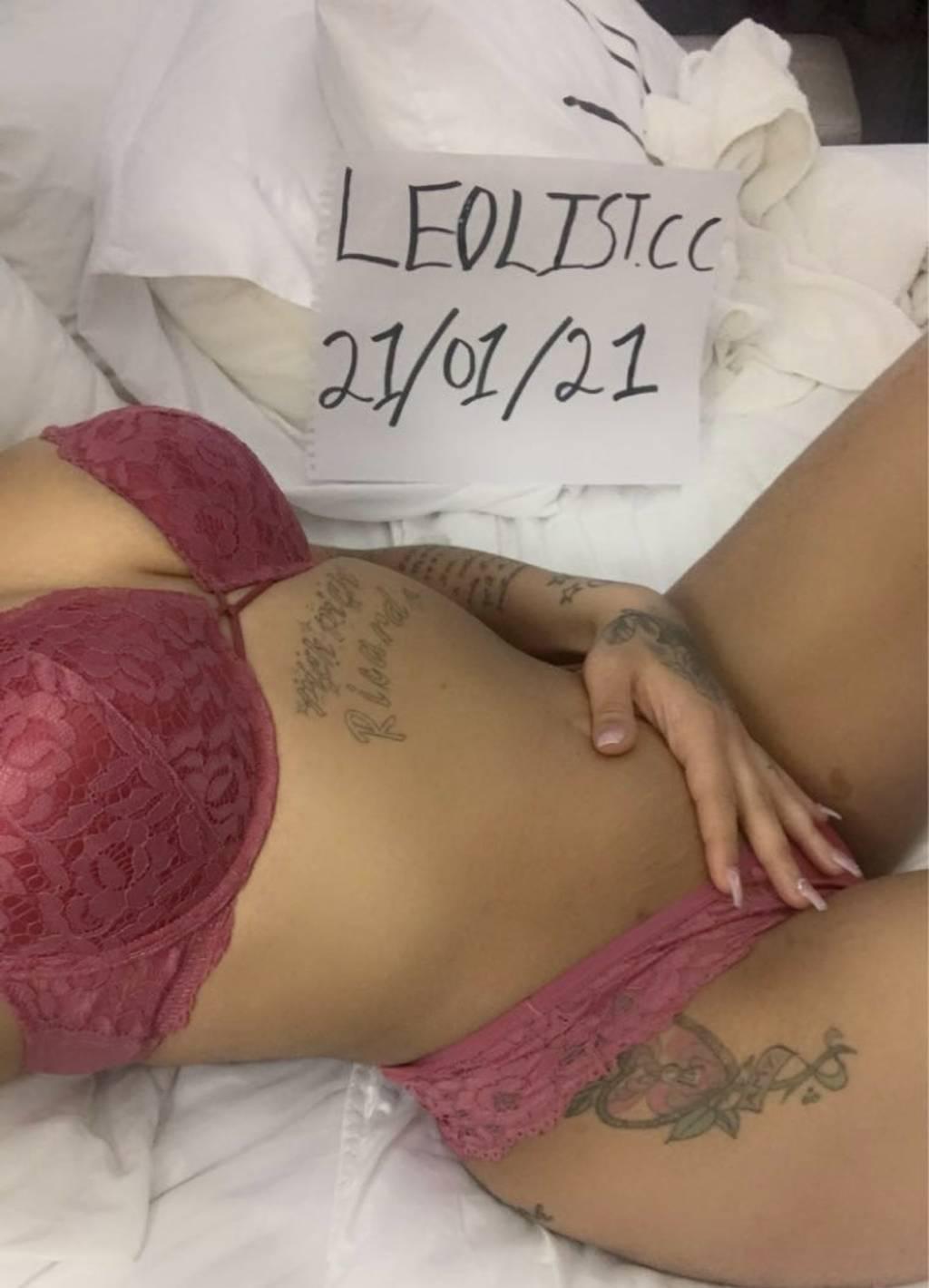 MAKE ME SQUIRT DADDY