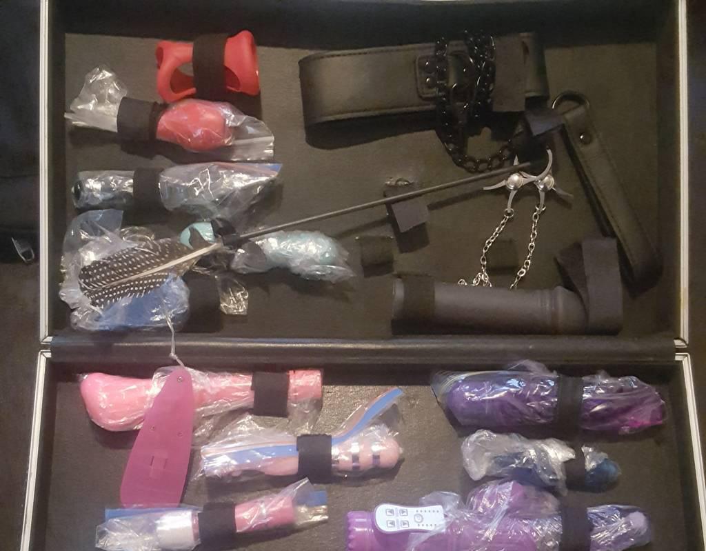 In PG, Taylor The Certified (C)ocksmith