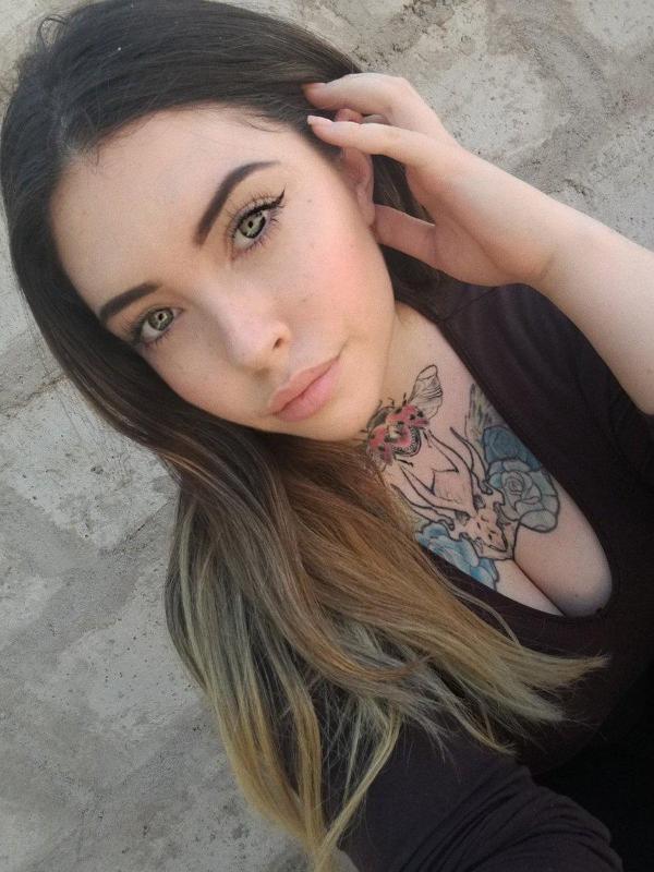 I’m available for fun 👅🍆🍆